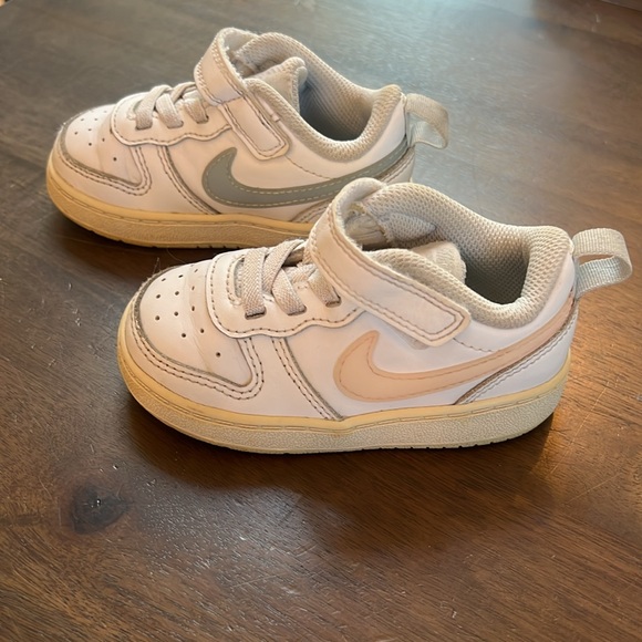 Nike Toddler sneakers 6C Court Borough Low - Picture 2 of 9